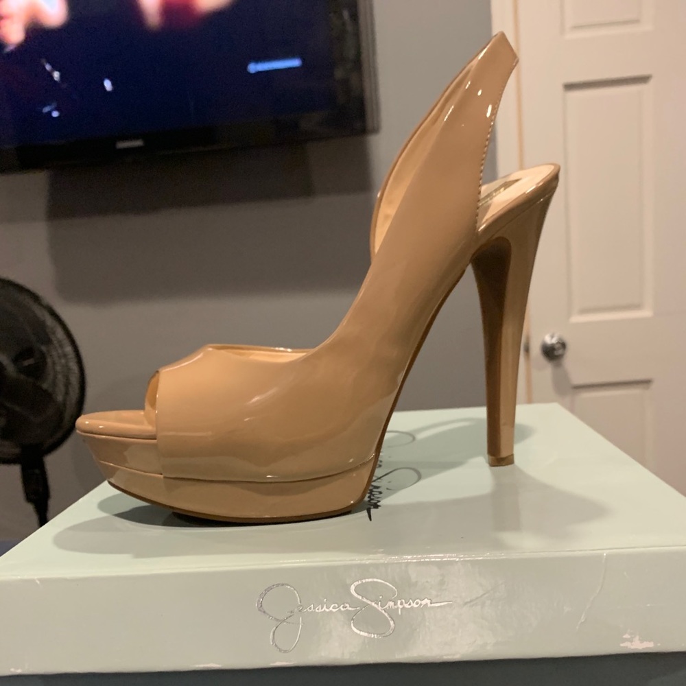 jessica simpson nude heels